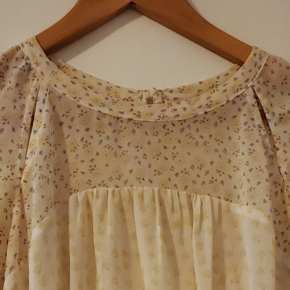 Flowy summer blouse